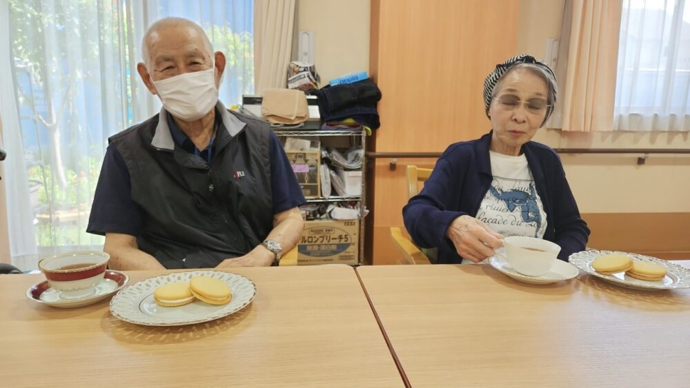 駿東郡長泉町老人ホーム_7月の紅茶会