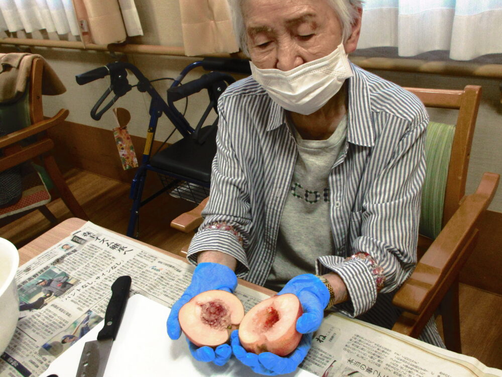 浜松市老人ホーム_ふわふわ初生氷堂手作りかき氷シロップを作ろう