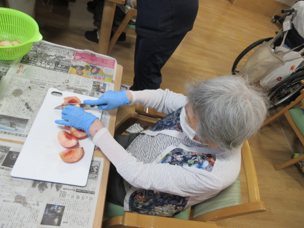 浜松市老人ホーム_ふわふわ初生氷堂手作りかき氷シロップを作ろう