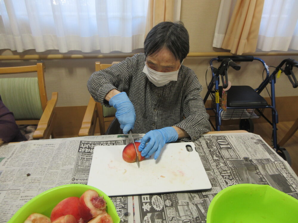 浜松市老人ホーム_ふわふわ初生氷堂手作りかき氷シロップを作ろう