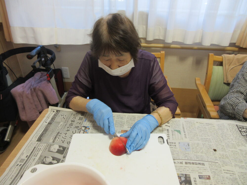 浜松市老人ホーム_ふわふわ初生氷堂手作りかき氷シロップを作ろう