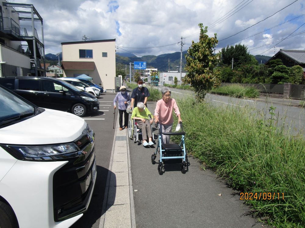 静岡市清水区老人ホーム_食べ歩きツアー吉野寿司