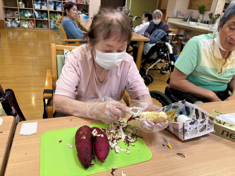 静岡市清水区老人ホーム_さつまいものホットケーキ