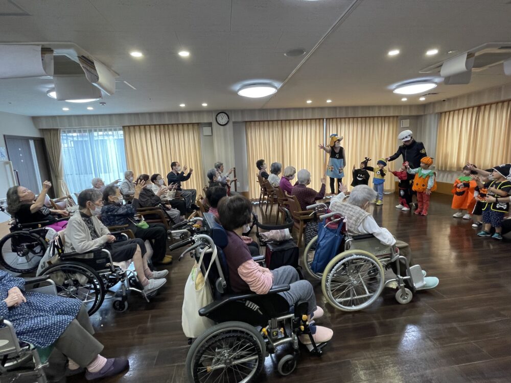 静岡市清水区老人ホーム_豊かな地域コミュニティの創造はぐはぐさんとの交流会