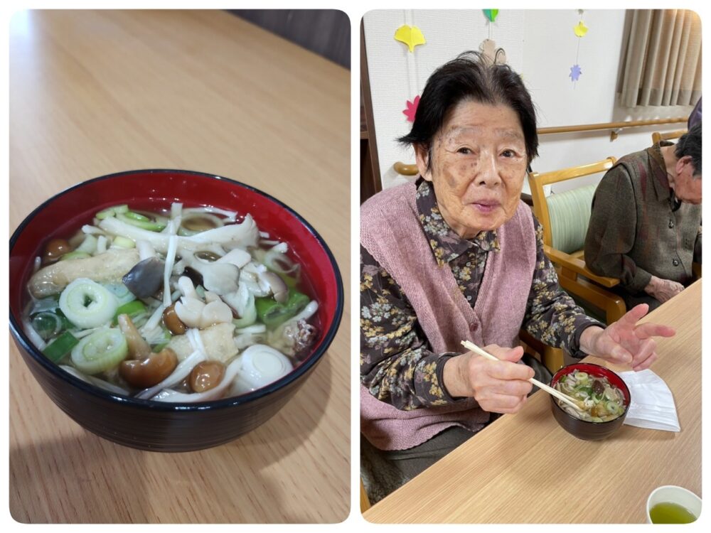 藤枝市老人ホーム_蕎麦打ちキノコたっぷりの秋蕎麦