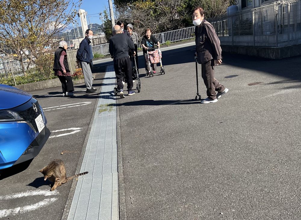 静岡市清水区老人ホーム_いよいよ師走１２月１日快晴富士山