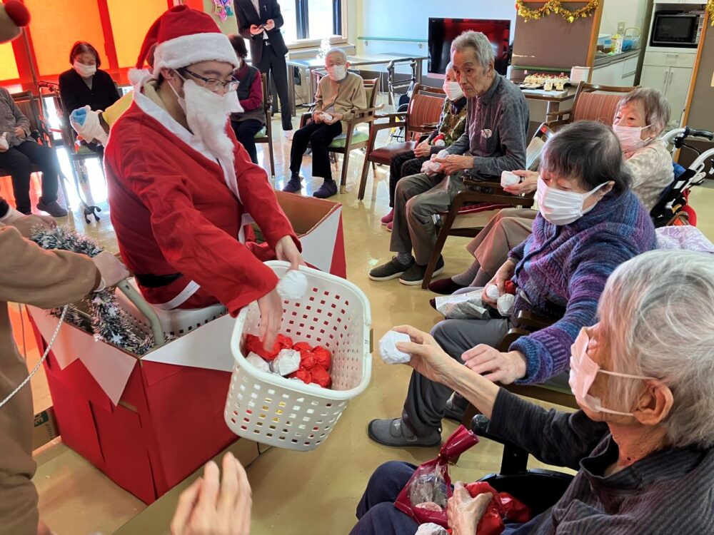 静岡市駿河区有料老人ホーム_クリスマス演奏会クリスマス会