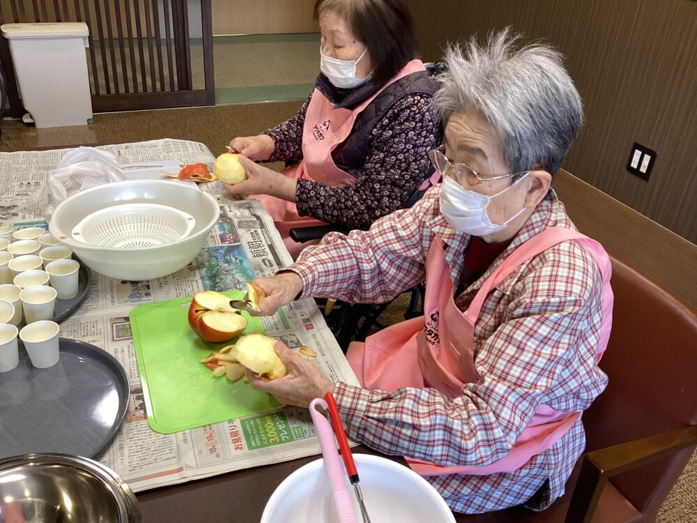 静岡市清水区老人ホーム_料理クラブフルーチェパフェ