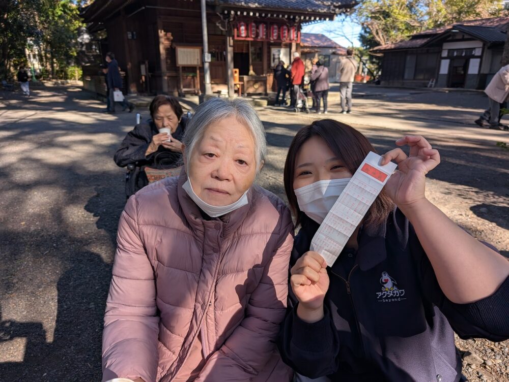 静岡市葵区有料老人ホーム_熊野神社へ初詣