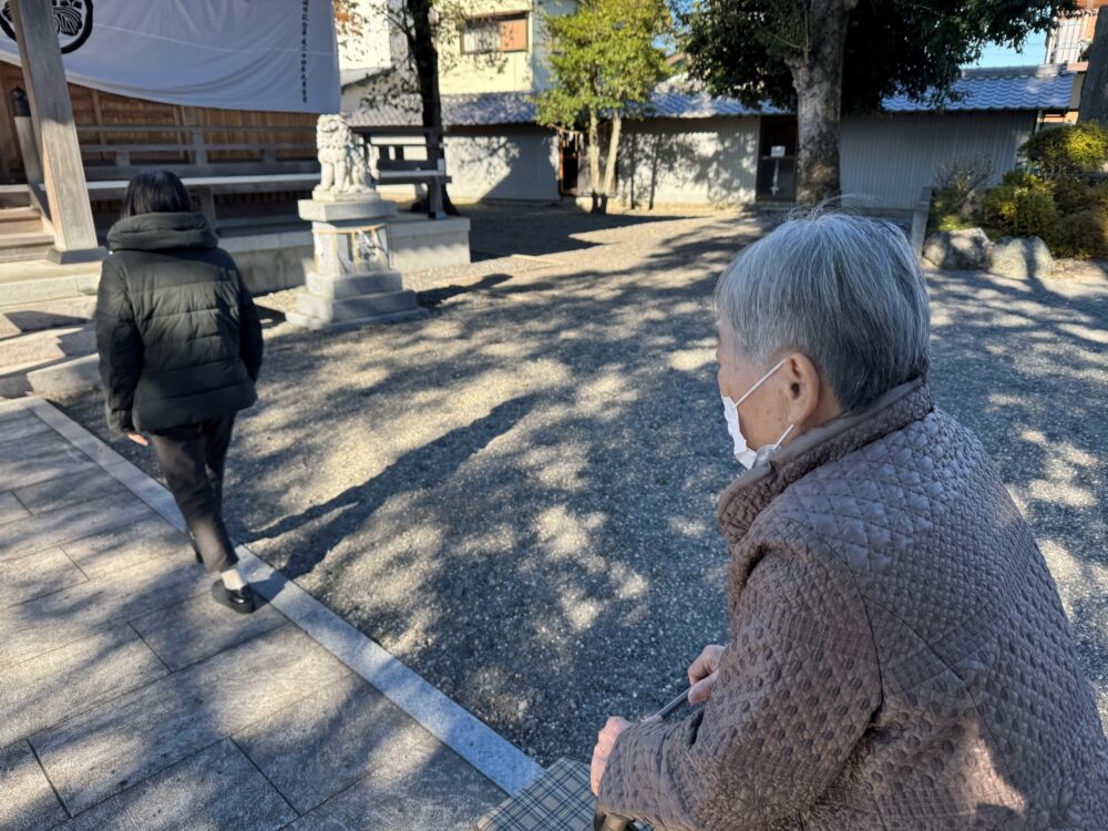 藤枝市老人ホーム_初詣