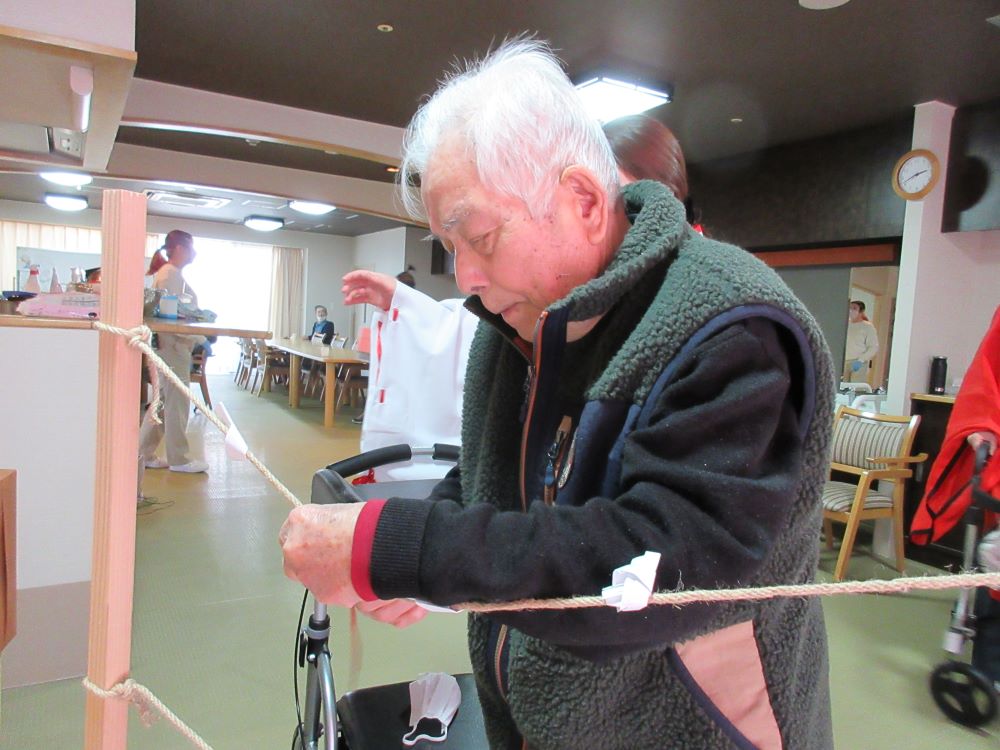 静岡市葵区老人ホーム_初詣千代田神社2025