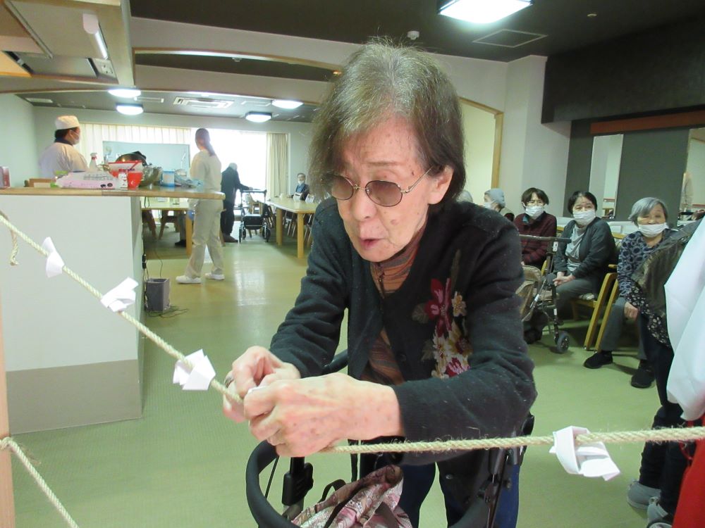 静岡市葵区老人ホーム_初詣千代田神社2025